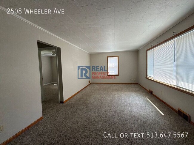 Building Photo - 2508 Wheeler Ave