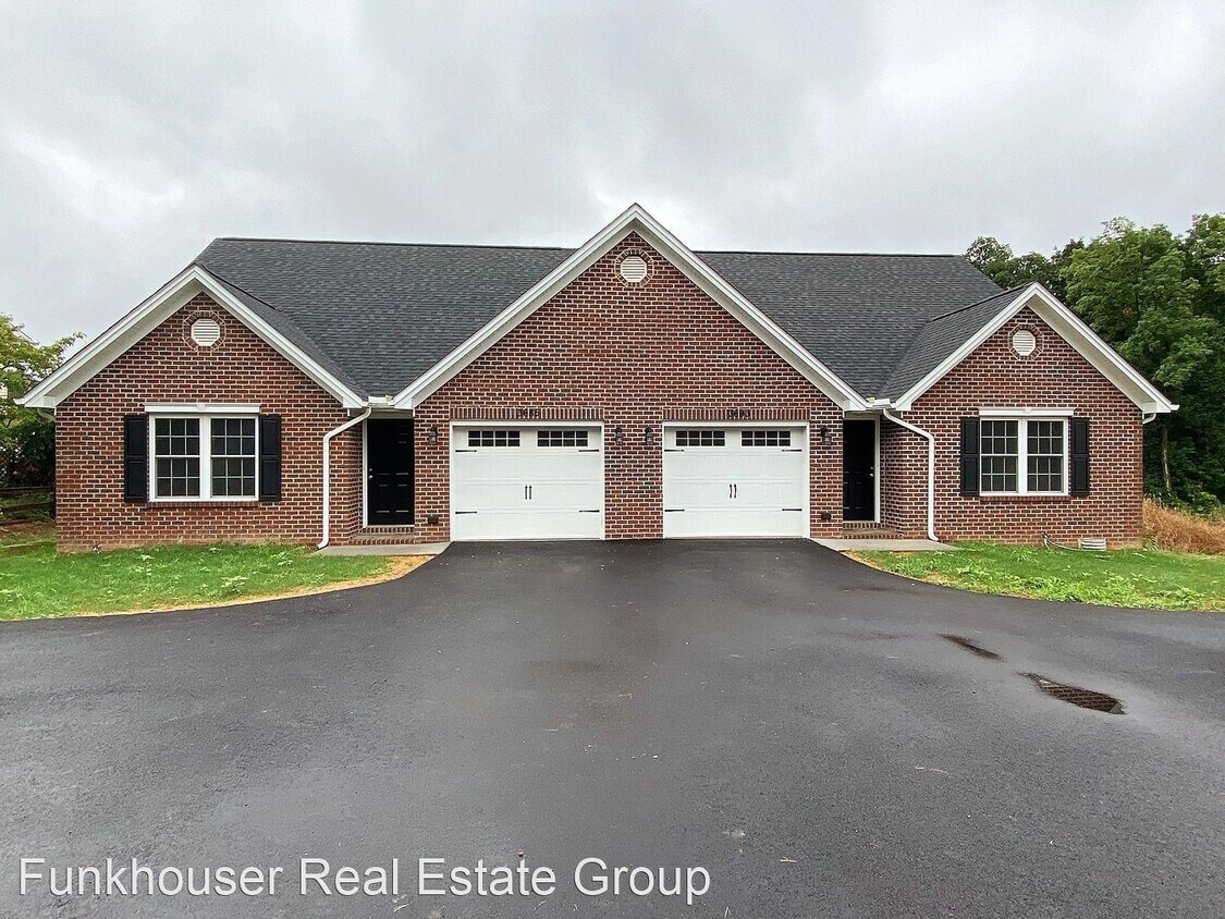 3693 Port Republic Rd, Harrisonburg, VA 22801 House for Rent in