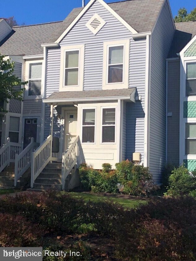 3 br, 2.5 bath House 3433 Lindenwood Dr House Rental in Laurel, MD