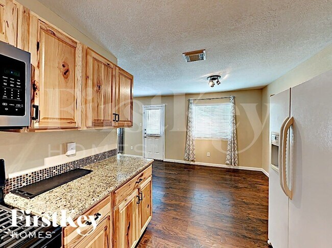 Building Photo - 3602 Willie Way