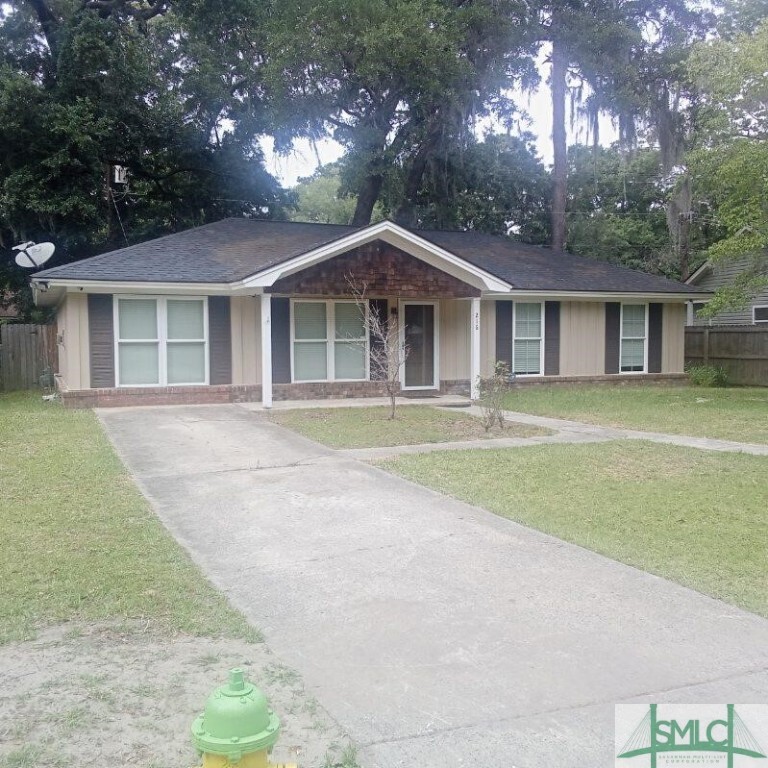 Primary Photo - 216 Port Royal Dr