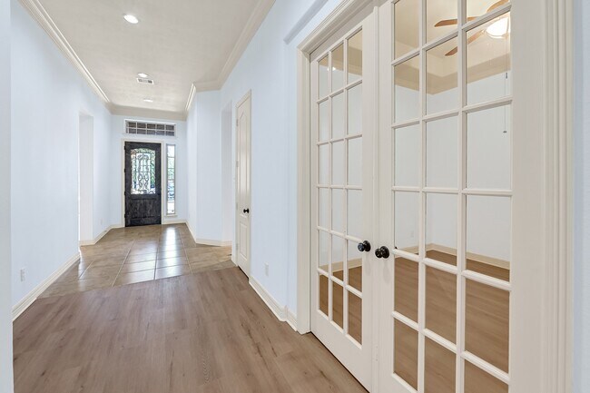 Building Photo - 2702 Ember Pass Ln