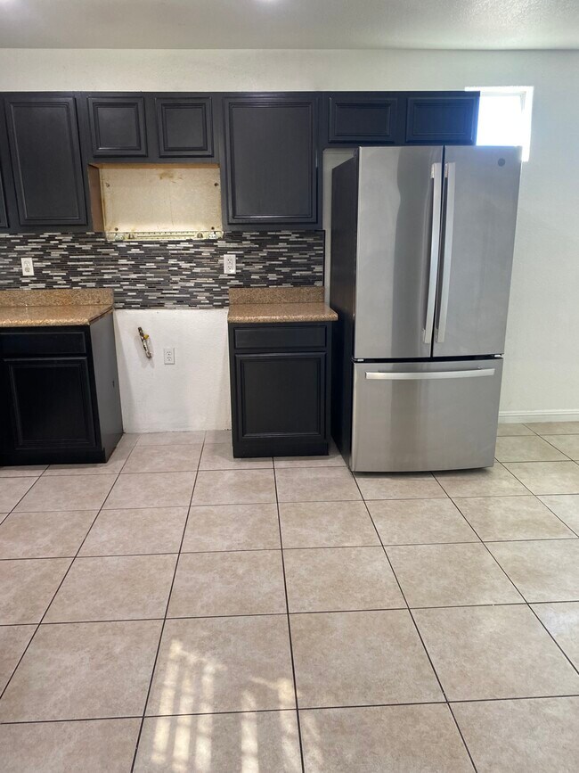 Foto del edificio - 4187 Story Rock St