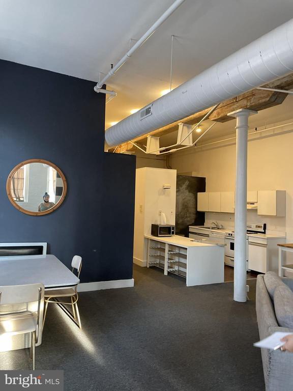 Foto del edificio - 408 Vine St