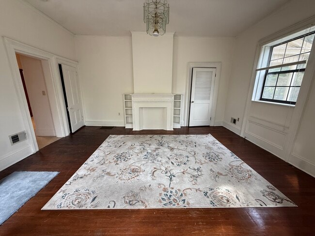 Building Photo - 130 Front St