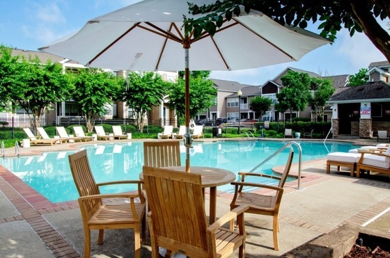 Building Photo - Hamptons at Woodland Pointe