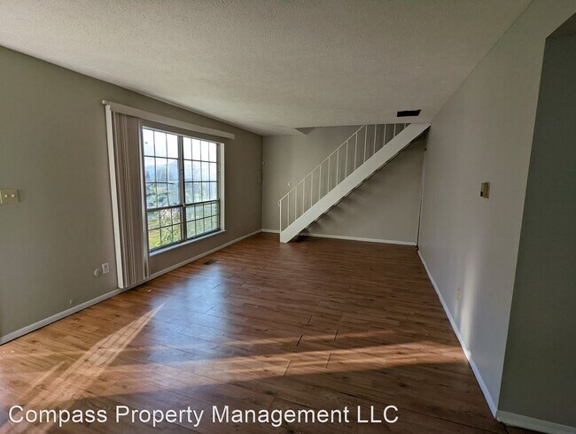 Foto del edificio - 3 br, 1.5 bath House - 6905 Chrysler St