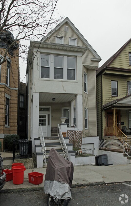 Building Photo - 41 Cooper Pl