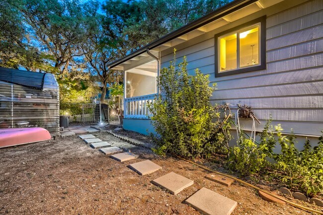 Building Photo - 14538 Hunters Pass