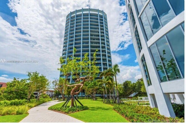 Foto del edificio - 2831 S Bayshore Dr