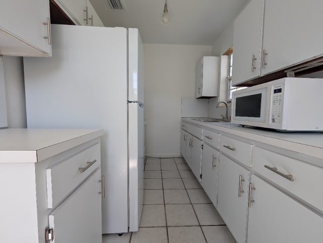 Building Photo - 10710 SW 147th St