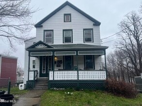 Building Photo - 1643 1st St