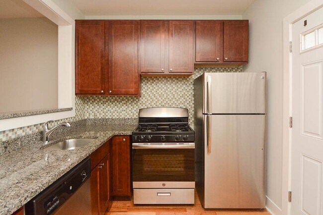 Foto del edificio - 4337 N Wolcott Ave