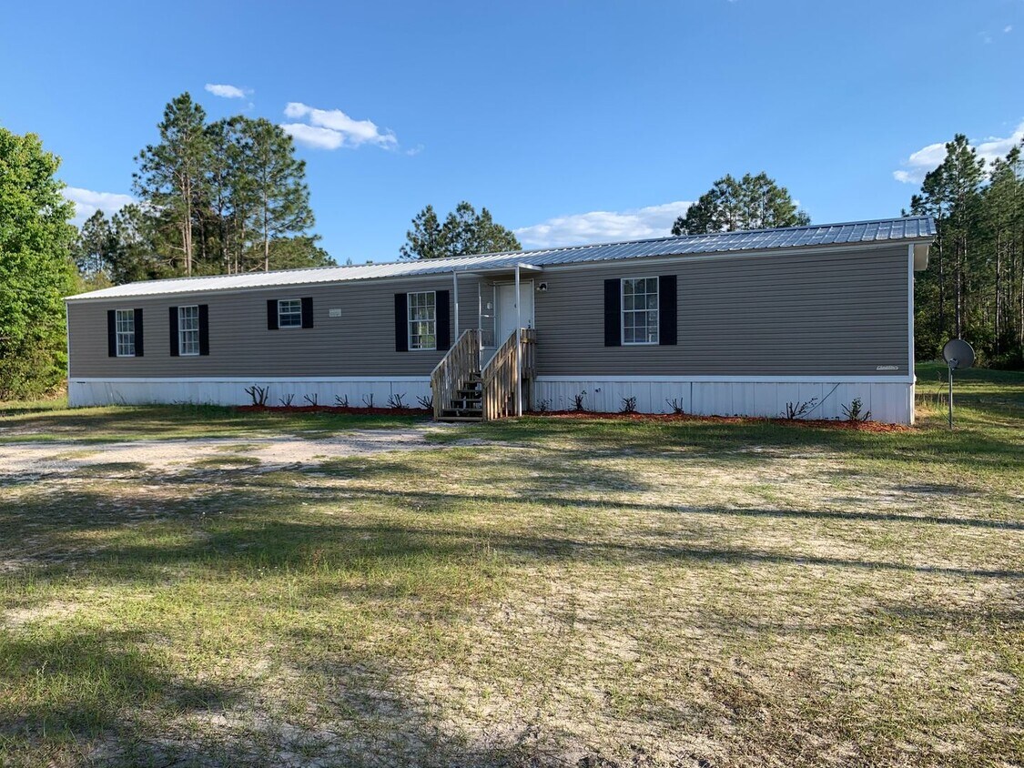 Beautiful 3x2 Mobile Home in Middleburg House Rental in Middleburg