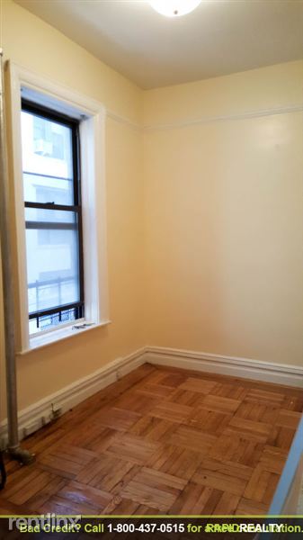 Building Photo - 340 Saint Johns Pl