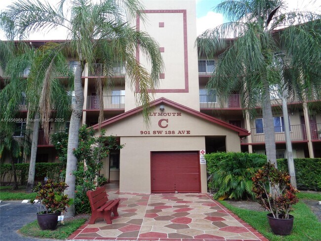 Foto del edificio - 901 SW 138th Ave