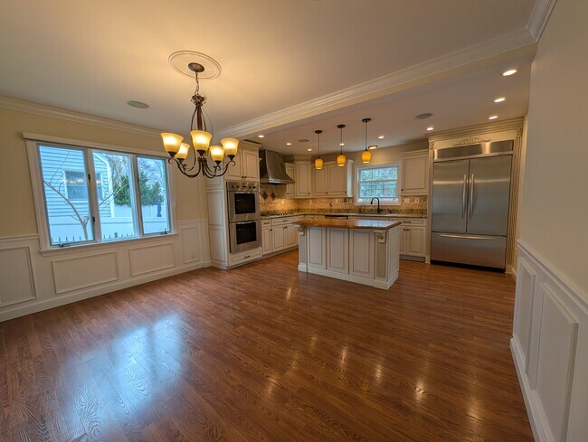 Foto del edificio - 449 Van Buren St