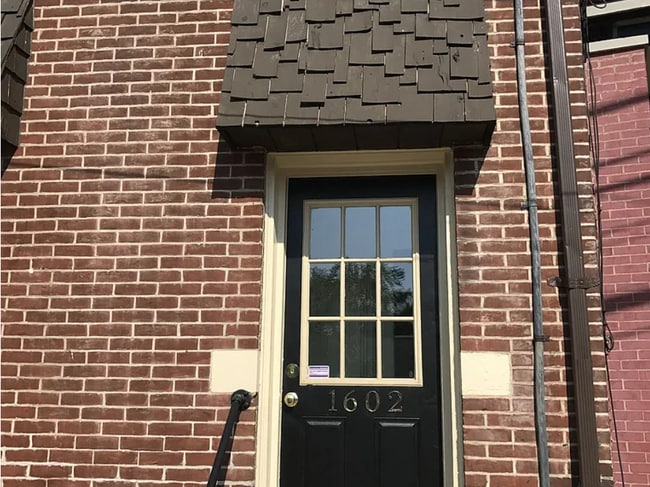 Building Photo - 1602 Lowrie St