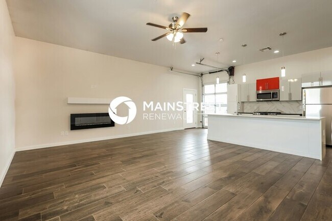 Foto del edificio - 3 Bedroom Pet-Friendly Home in Oklahoma City, OK with Main Street Renewal