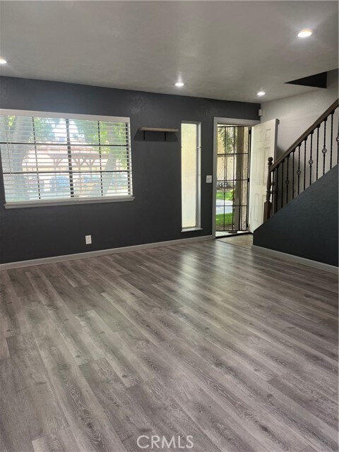 Foto principal - 186 W Merrill Ave