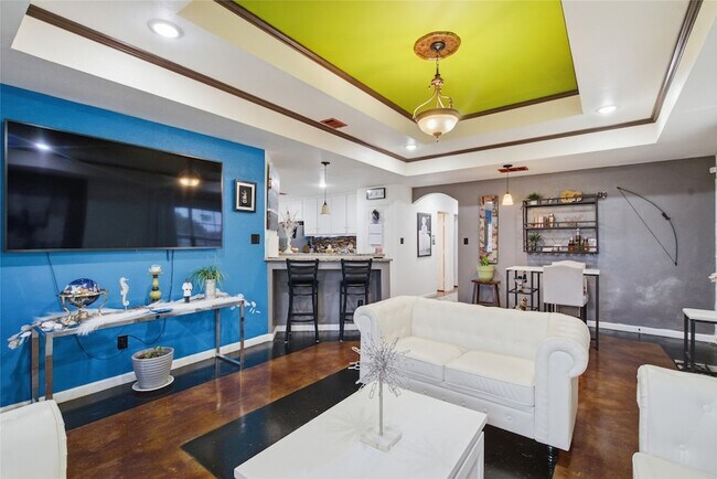 Foto del edificio - 2900 Fitzhugh Ave