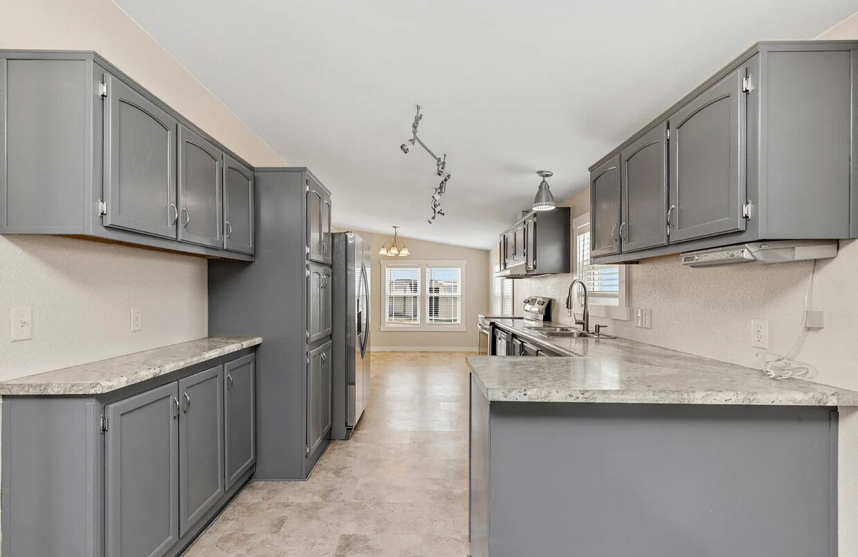 Primary Photo - 14957 Antelope Flats Dr