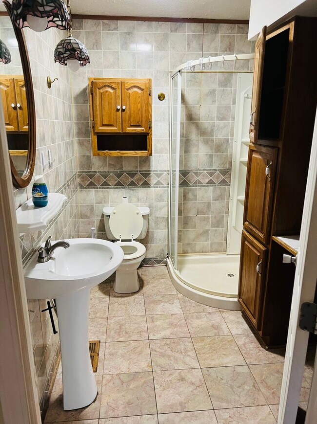 Foto del edificio - 2 bedroom single family home ready now