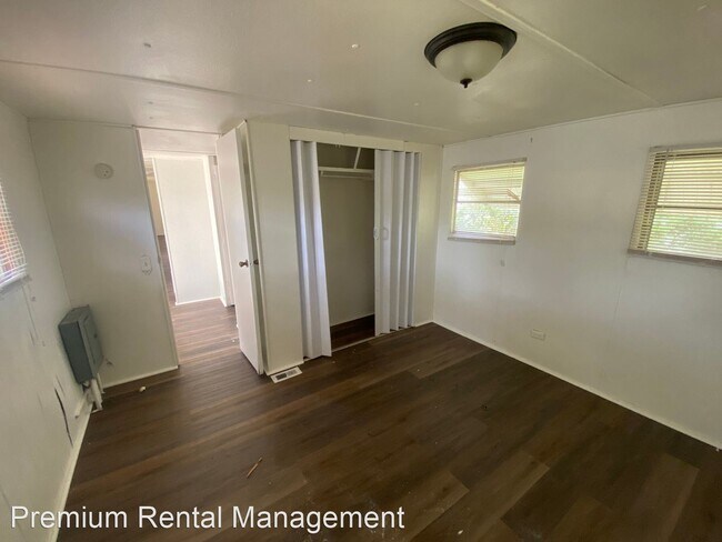 Building Photo - 2 br, 1 bath House - 1117 S Christiana Ave
