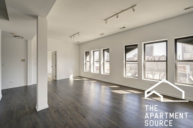 Building Photo - 5200 N Broadway