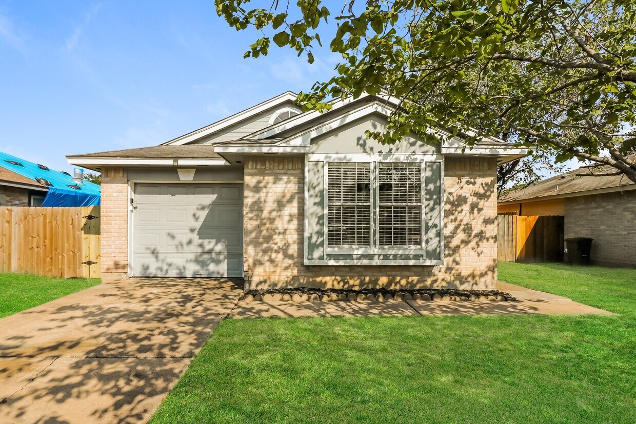 Foto principal - 11008 Maidencane Ct