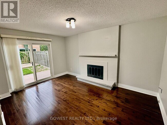 Building Photo - 4138 Independence Ave