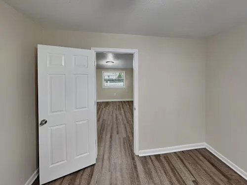 Foto del edificio - 1365 W Hartley Cir