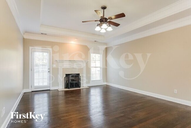 Foto del edificio - 245 Madison Ln