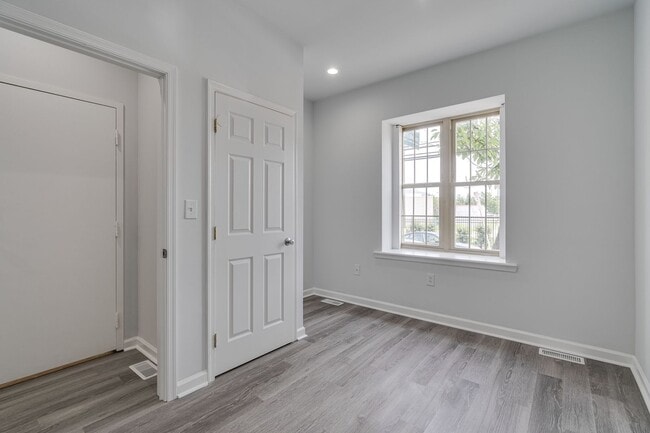 Photo - Brand New Luxury Temple Apartments