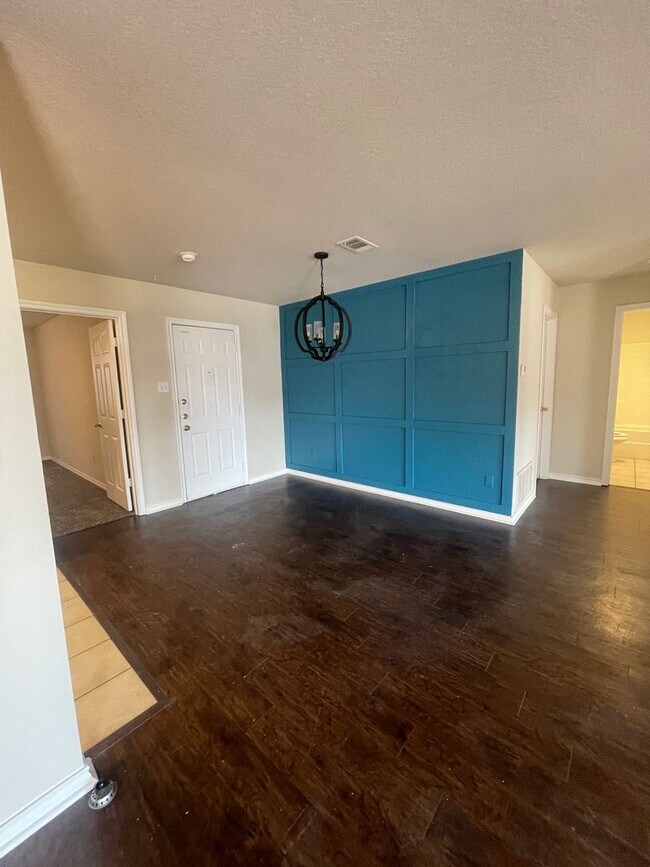 Foto del edificio - House For Lease In Old Granbury Estates 3 ...