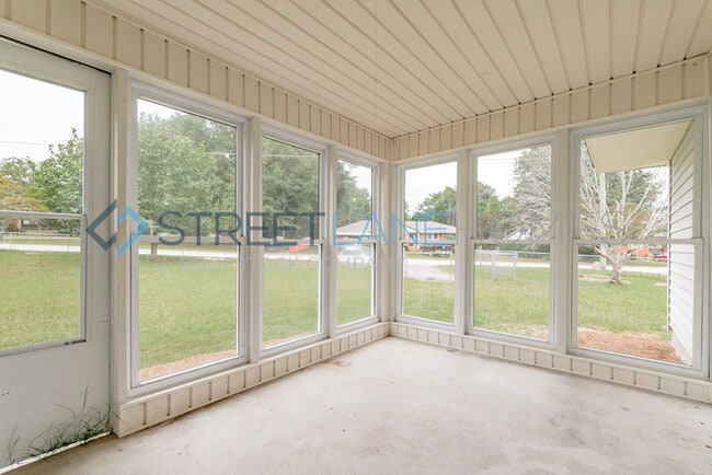 Building Photo - REDUCED! - HOLIDAY SPECIAL! SIGN A LEASE B...