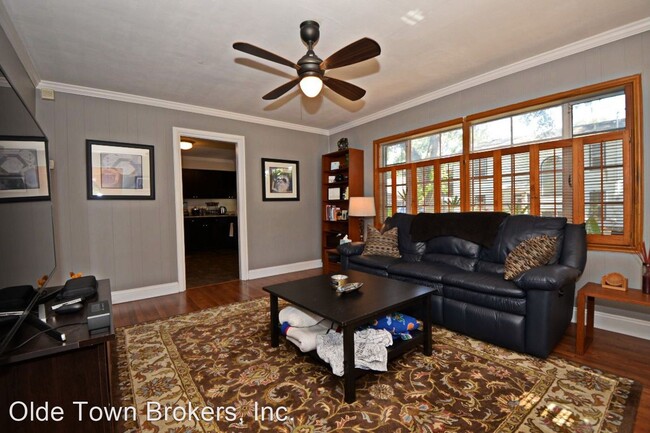 Foto del edificio - 2 br, 1 bath House - 1928 S Ferncreek Ave.