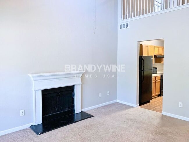 Building Photo - Charming 2BR with Car Garage!