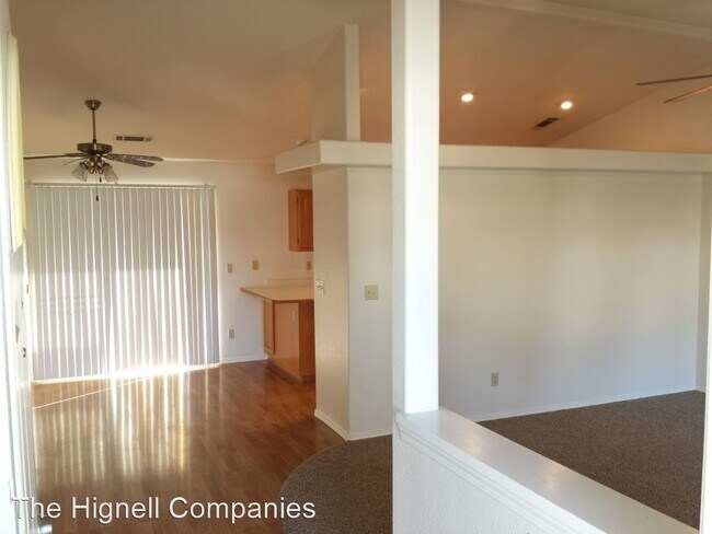 Building Photo - 3 br, 2 bath House - 1565 Purple Way