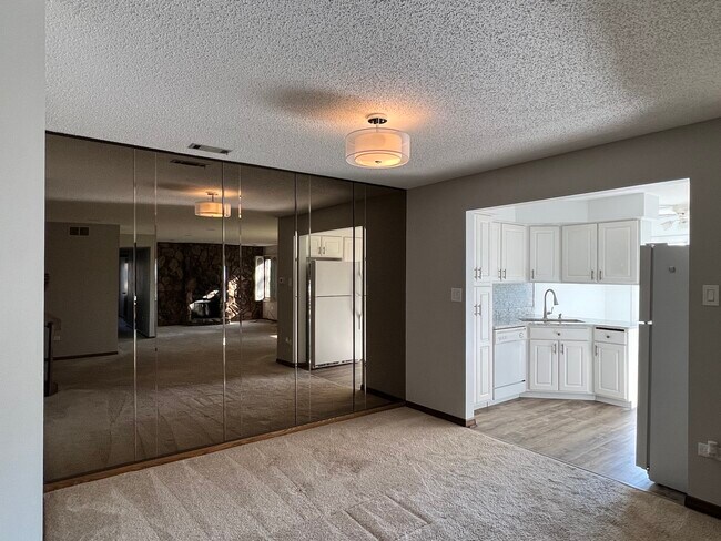 Building Photo - 15514 Orlan Brook Dr