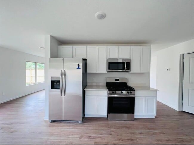 Building Photo - 17738 Grv Hl Dr