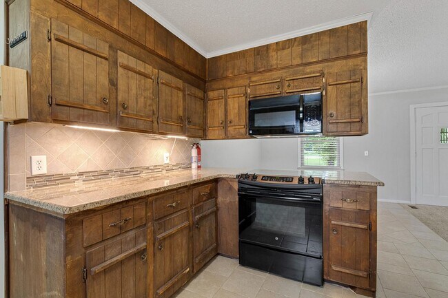 Building Photo - 3518 Lee Ave