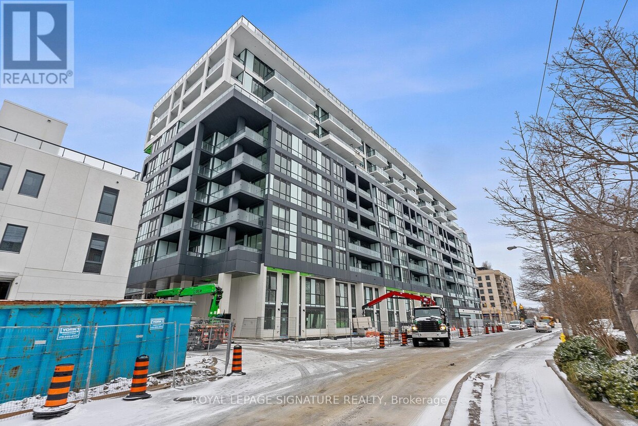 Primary Photo - 625-625 Sheppard Ave E