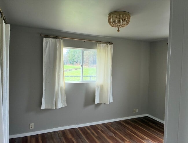 Building Photo - 9179 Harrison Rd