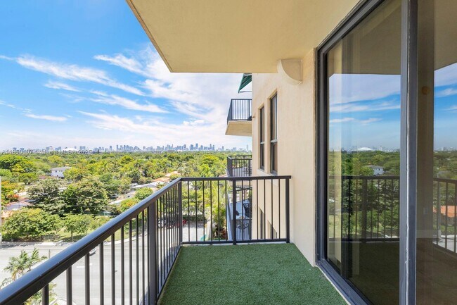 Foto del edificio - 55 Merrick Way