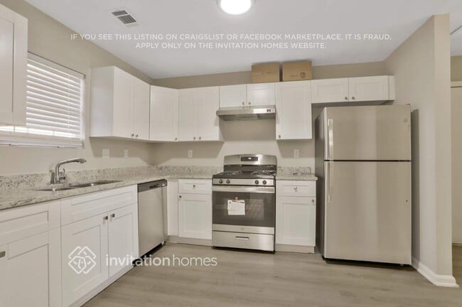 Building Photo - 5038 Donnell Way