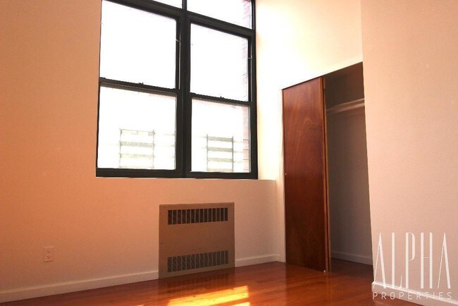 Building Photo - 203 Rivington St