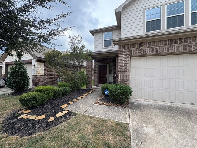 Building Photo - 1410 Spencer Glen Ln