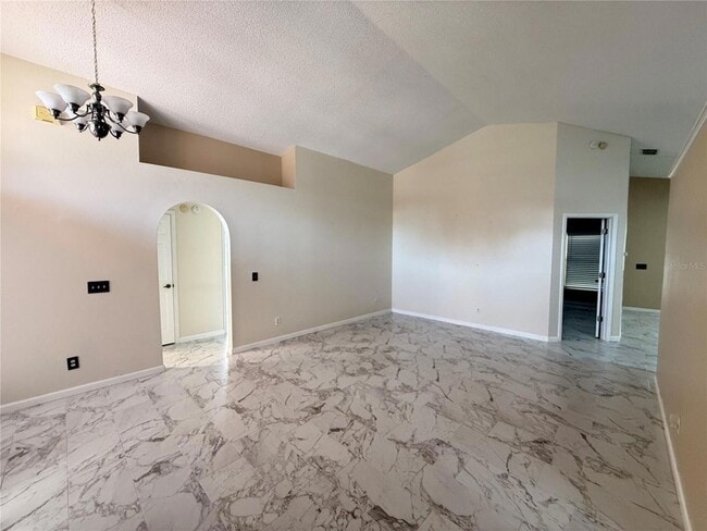 Building Photo - 497 Brightview Dr