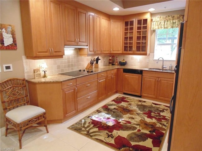 Building Photo - 5912 Tarpon Gardens Cir